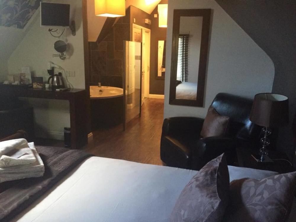 ลีไซด์ โฮเทล Hotel ลูตัน ภายนอก รูปภาพ