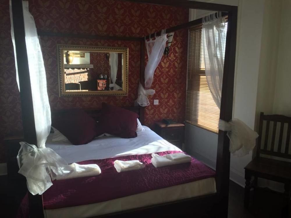 ลีไซด์ โฮเทล Hotel ลูตัน ภายนอก รูปภาพ